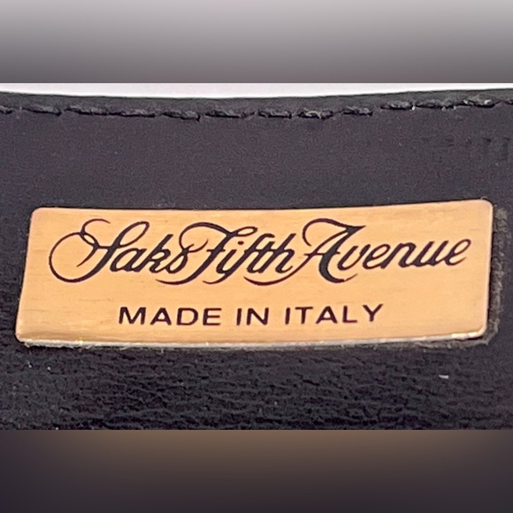 Sak's Fifth Avenue Vintage 80’s/90’s Black Gold Patent Leather Belt ITALY sz Sm - Picture 5 of 7